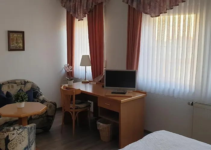 Jung, Bäckerei-konditorei&café